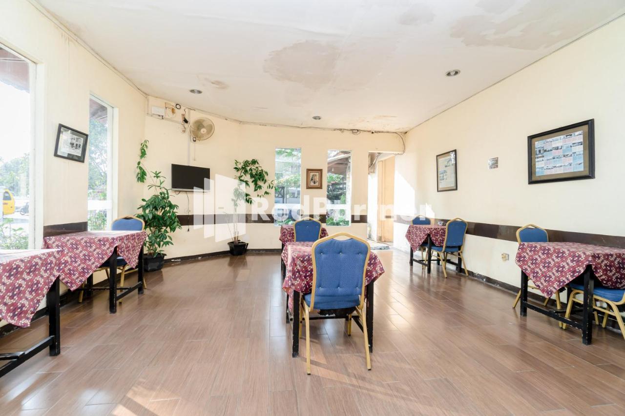 Cherry Pink Hotel Medan Mitra Reddoorz Екстер'єр фото